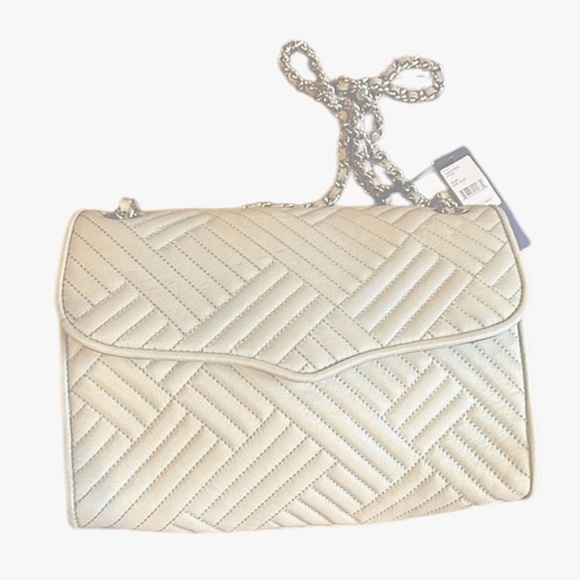 Rebecca Minkoff Handbags - NWT Rebecca Minkoff Diagonal Quilted Shoulder Bag w/dust bag MSRP $425